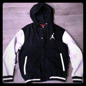Jordan!!!! Button up jacket with hoodie ❤️